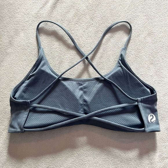 Strappy Back Sports Bra Top Size Small - Picture 1 of 4